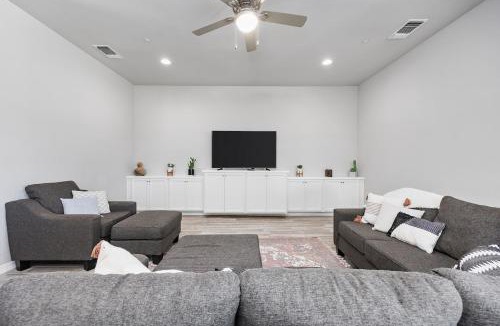 Pumpkin Center House | Spacious Home with Private Pool