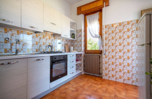 Paduledda House | Spacious House in Costa Rossa with Partial Sea View and Terrace