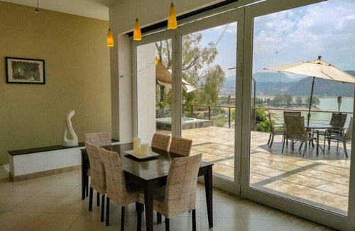 El Santuario House | Spacious House Next to the Sanctuary & Great Views