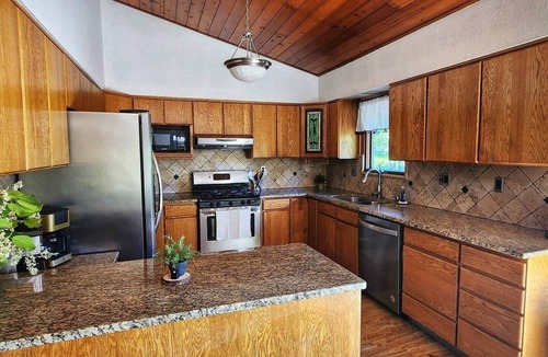 Ridgeway House | Spacious house near Soldotna, AK