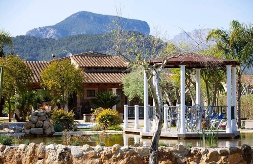 Binissalem House | Spacious House with Tennis Court, Pool and Wi-Fi