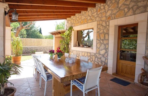 Binissalem House | Spacious House with Tennis Court, Pool and Wi-Fi