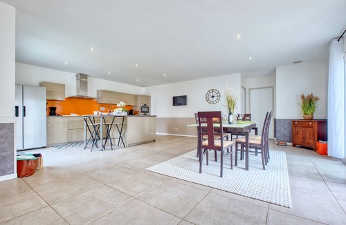 Champcevinel House | Spacious House with Garden & Terrace – Perfect for Families & Friends