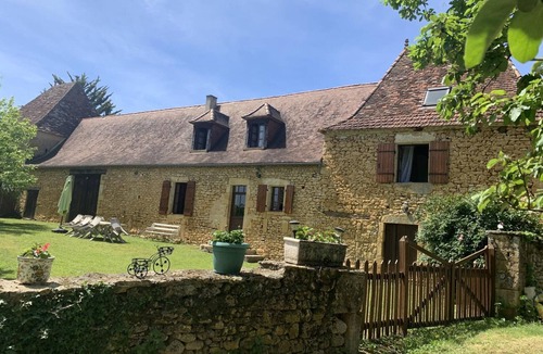 Pezuls Cottage | Spacious house with private pool and pets allowed