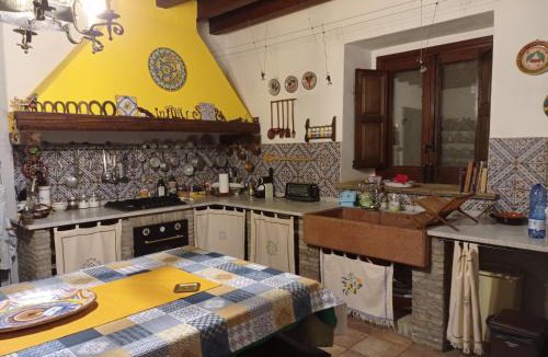 Sciacca House | Spacious house with sea view