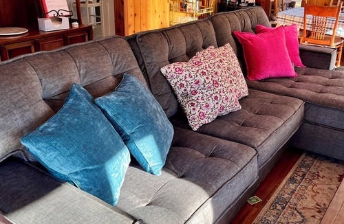 High Falls House | Spacious Hudson Valley retreat. Relax by the fire and enjoy the wildlife.