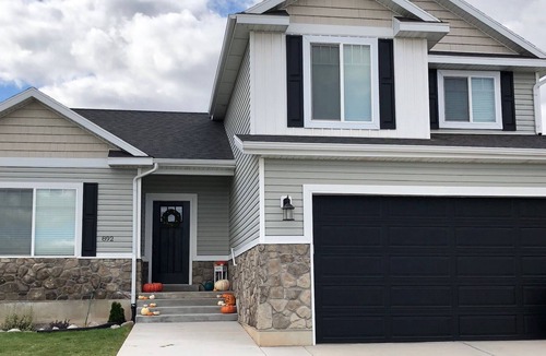 Vernal House | Spacious Kid-friendly home in the heart of Venturesome Vernal