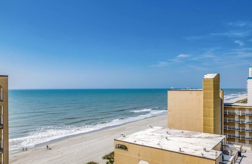 Myrtle Beach House | Spacious King Studio - Full Kitchen & Great Views