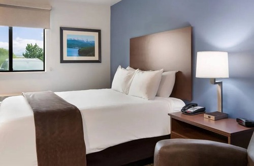 Pasco Hotel | Spacious Kitchen Suites Near Tri-Cities Airport and Columbia River