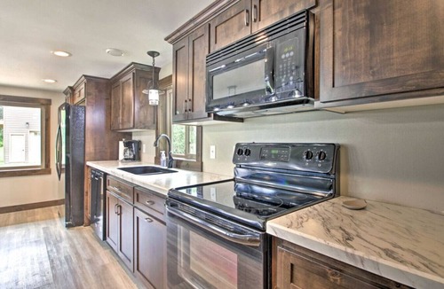 Hillman House | Spacious Lakefront Home | Dock, Kayaks & Game Room