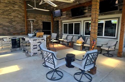 Little Elm House | Spacious Lakefront Retreat House with 1100sqft Sports Bar Patio & Hot Tub Near Little Elm Beach, Little Elm, Texas