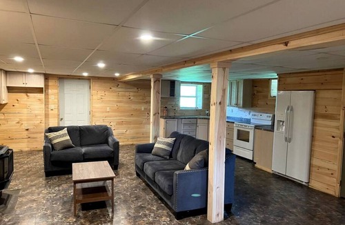 Lion's Head Cottage | Spacious Lakeside Cottage with Games Room and Firepit, Walking Distance to Beach and Marina, Lion's Head, Ontario