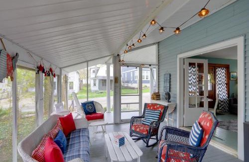 Lakeside House | Spacious Lakeside Cottage - 2 Miles to Marblehead!