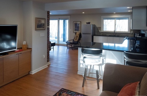 Newtown Apartment | Spacious Lakeside Hideaway