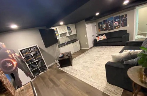 Shawnee House | Spacious Large Group and Family Friendly Get Away!