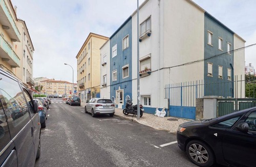 Mina Apartment | Spacious & Light-Filled 4BR Apartment By TimeColer