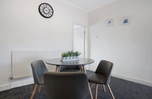Horden Apartment | Spacious Living Room & Modern Comforts, Sleeps 4