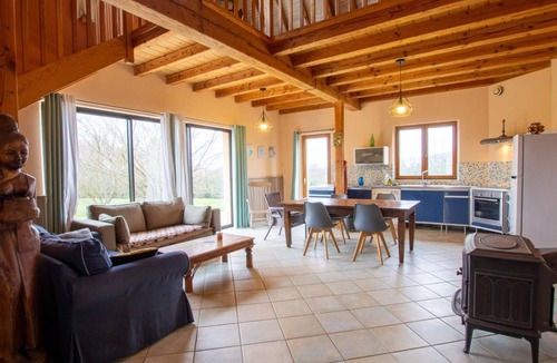 Plazac Cottage | Spacious lodging for 7 people, pets allowed