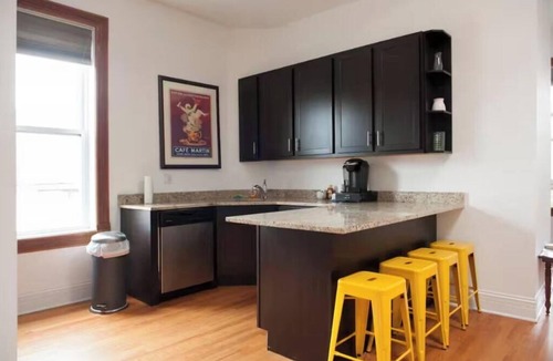Noble Square Apartment | Spacious loft in the heart of West Town, Noble Square Chicago