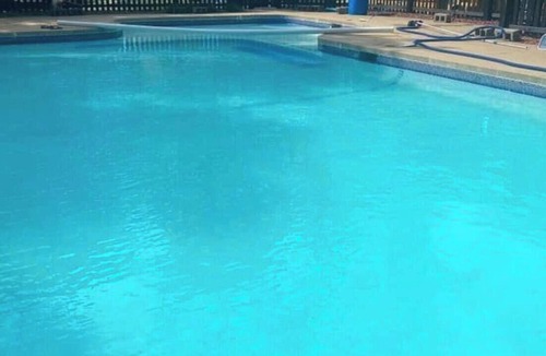 Lesterville Cabin | Spacious Log Cabin, Fire Pit & Shared Pool