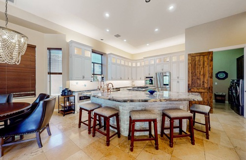 Queen Creek House | Spacious & Luxurious oasis w/saltwater pool, hot tub, outdoor kitchen & sauna