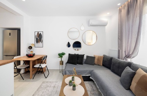 Pangrati Apartment | Spacious luxury 2BR flat - Pagrati square