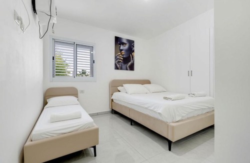 Ashdod Apartment | Spacious Luxury Beach Getaway by Torohome