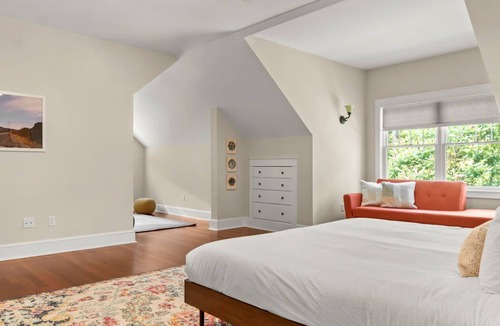 Egremont House | Spacious luxury near Catamount Ski Resort