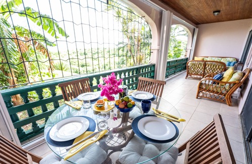 Estate Altona Condo | Spacious Luxury Open Plan Condo: Convenient Location. Large Balcony. Sea View.