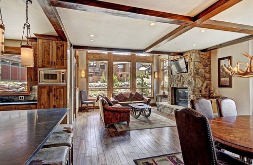 Copper Mountain Cabin | Spacious Luxury Cabin for Ski Getaway in Copper Mountain, Colorado
