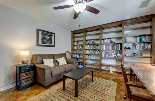 Maggie Valley Cottage | Spacious Maggie Valley Mtn Home w/ Hot Tub & Views