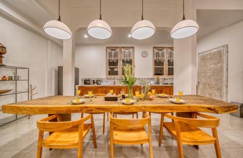 Tibubeneng Villa | Spacious Mediterranean Villa with Private Pool in Berawa Canggu - 5 minutes ride away from Finns Beach Club
