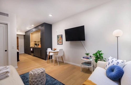 Mission Hill Apartment | Spacious Mission Hill Studio!