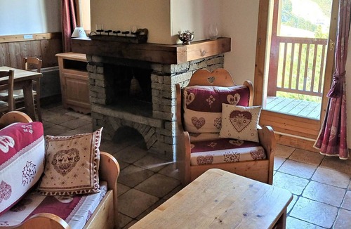 Arc-2000 Apartment | Spacious mountain apartment, 8 pers, pool & parking
