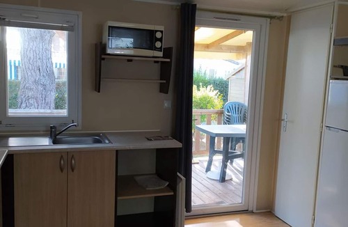 Banes House | Spacious mobile home with terrace - 6 people