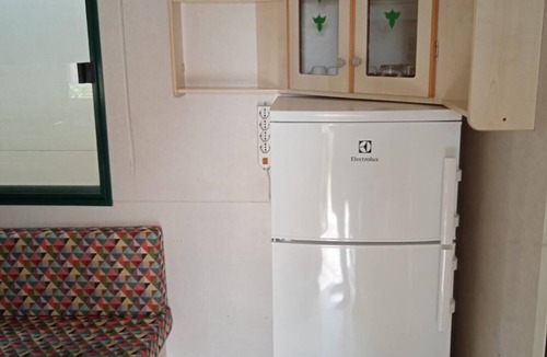Viareggio House | Spacious mobile home, with veranda, on the family camping Paradiso