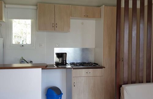 Bayas House | Spacious mobile home with terrace for 6 people