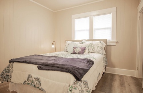 Anderson Apartment | Spacious Modern 1bd/1bth Mins Downtown Anderson
