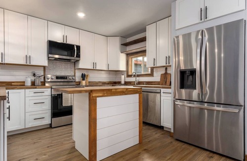 Anaconda Ski Chalet | Spacious & Modern Anaconda Home