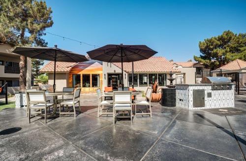 North Scottsdale Apartment | Spacious Modern Apartments at Hideaway North Scottsdale close to Kierland Commons