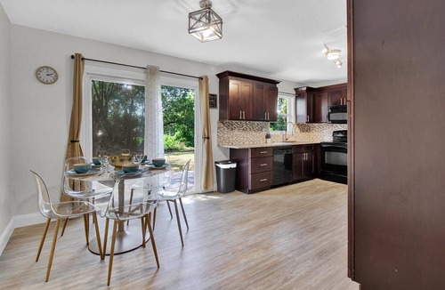 Bearss Plaza House | Spacious & Modern Home - Perfect for Your Family!