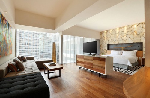 North Legian Hotel | Spacious Modern Suite with Free Minibar Items (T Sand Suite33)