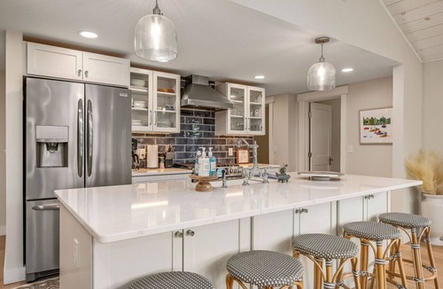 Boothbay Harbor Cottage | Spacious Modern Cottage Close to Town