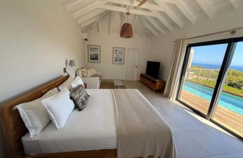 Grand Cul-de-Sac Villa | Spacious Modern Villa with Pool & Sunrise View - Graviola St Barth