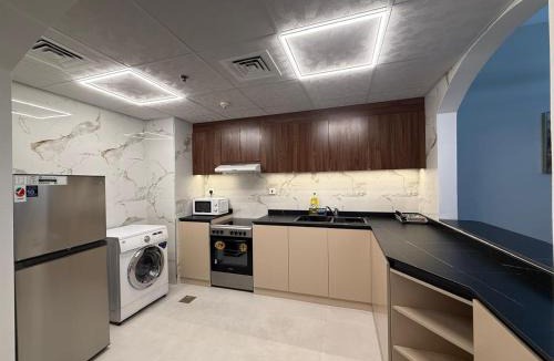 Barsha Heights Apartment | Spacious Modernized 2 BR Apartments by Taskeen Holiday Homes