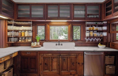 Stowe Area Condo | Spacious Mountain Getaway off of Mountain Rd