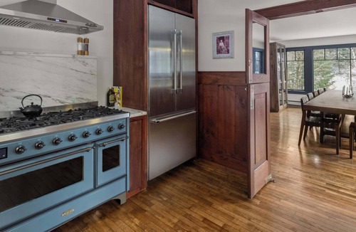 Stowe Area Condo | Spacious Mountain Getaway off of Mountain Rd