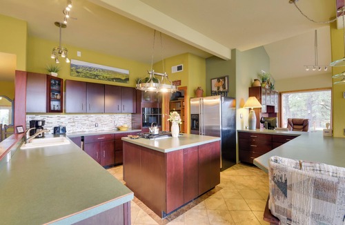 Angel Fire House | Spacious Mountain Home, 10 Mi to Angel Fire Resort