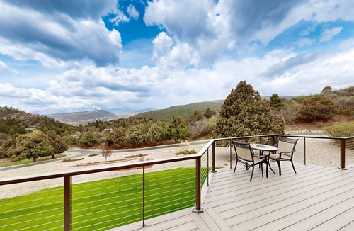 Durango House | Spacious mountain retreat w/incredible views, hot tub, gym & great location