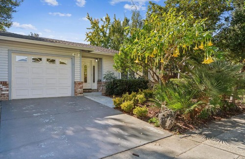 Mountain View Apartment | Spacious Mountain View Duplex in Prime Location